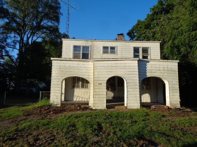 front view picture of 454 E Atherton Rd, Flint, MI. 48507