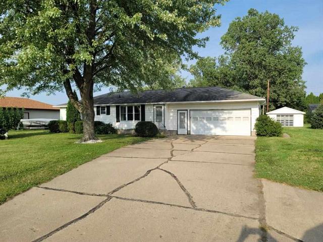 front view picture of 2706 N M-52, Owosso, MI. 48867