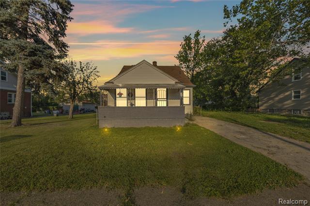 front view picture of 20258 Caldwell Street, Detroit, MI. 48234