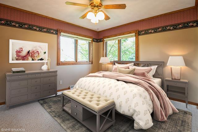 front view picture of 5293 Washington Avenue, Saint Joseph, MI. 49085