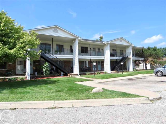 front view picture of 31635 Fraser, Fraser, MI. 48026
