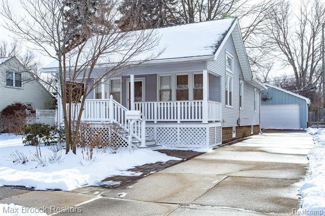 front view picture of 2329 Rosemont Rd, Berkley, MI. 48072