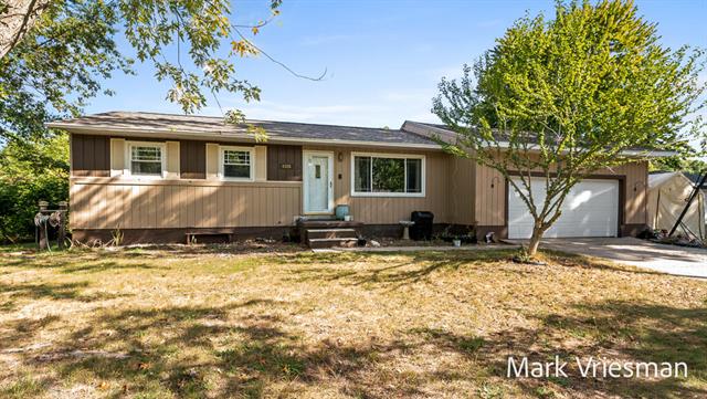 front view picture of 4326 Teanmar Avenue, Muskegon, MI. 49444