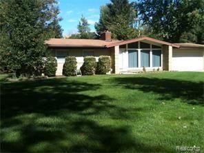 front view picture of 29171 Rambling Rd, Southfield, MI. 48076