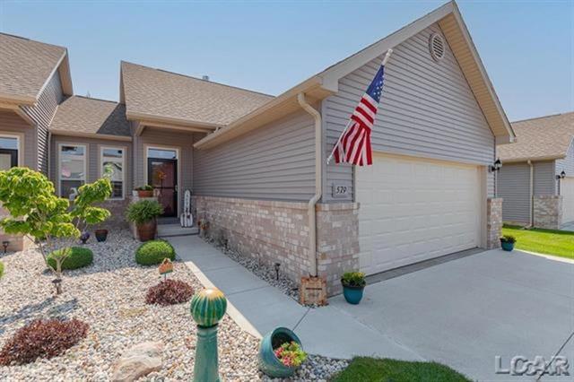 front view picture of 579 Ridge Lane, Tecumseh, MI. 49286