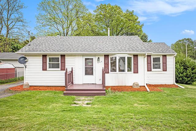 front view picture of 407 Maurice Ave, Jackson, MI. 49203