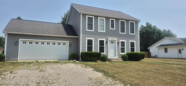 front view picture of 3217 Beaver Creek Drive, Adrian, MI. 49221