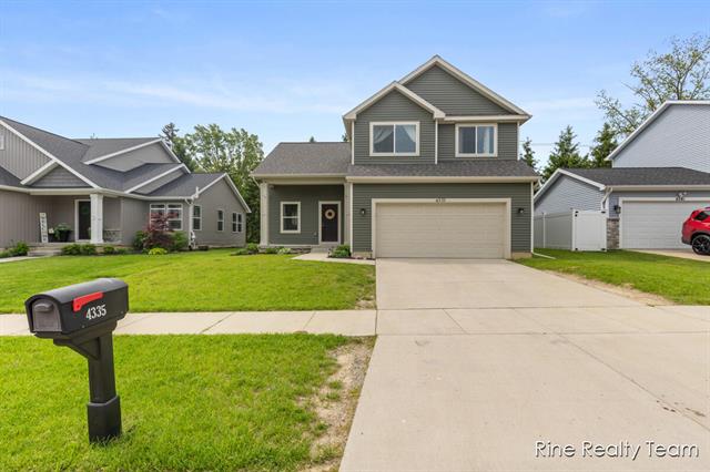 front view picture of 4335 Norway St, Holt, MI. 48842