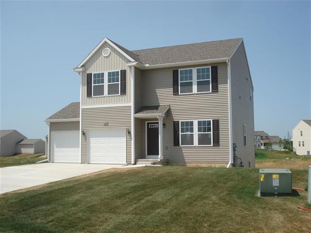 front view picture of 1831 Greenview Court, Zeeland, MI. 49464