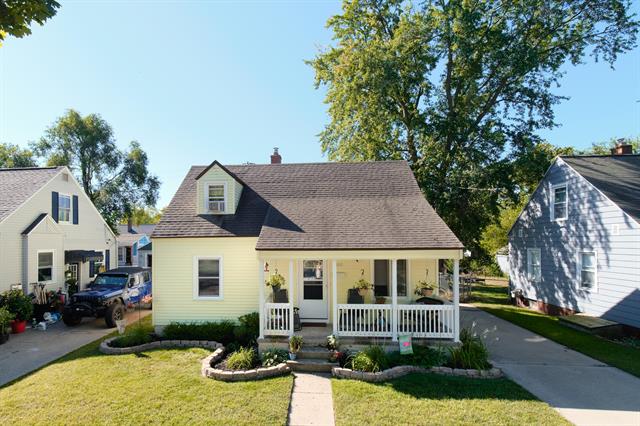front view picture of 1321 Cornell Road, Muskegon, MI. 49441