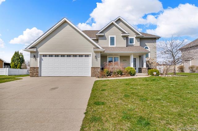 front view picture of 5274 Stillwater, Bay City, MI. 48706