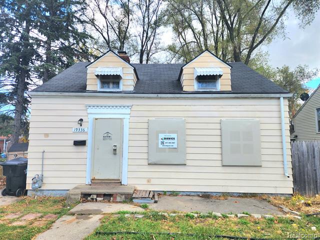 front view picture of 19336 Binder Street, Detroit, MI. 48234