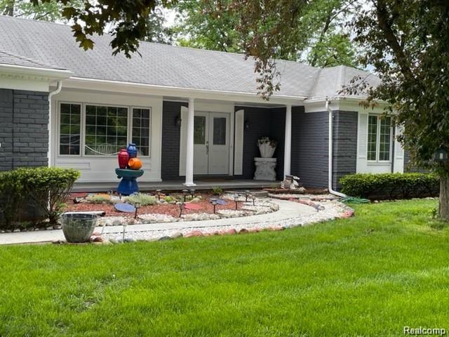 front view picture of 429 Bella Vista Drive, Grand Blanc, MI. 48439