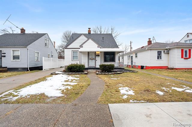 front view picture of 9099 Stout Street, Detroit, MI. 48228