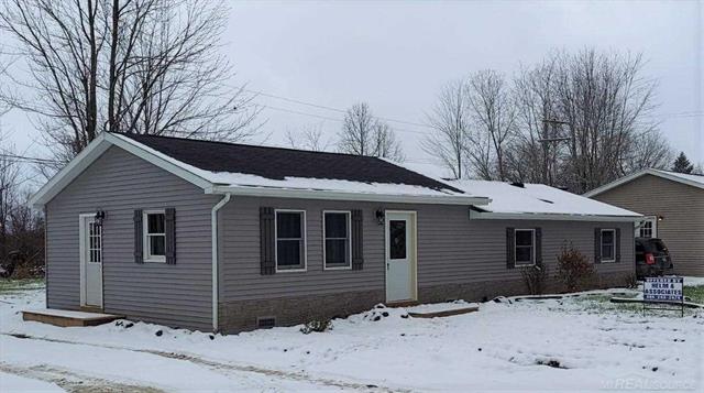 front view picture of 4161 Maple, Brown City, MI. 48416
