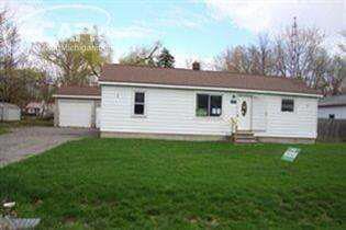 front view picture of 3148 W Gracelawn Avenue, Flint, MI. 48504