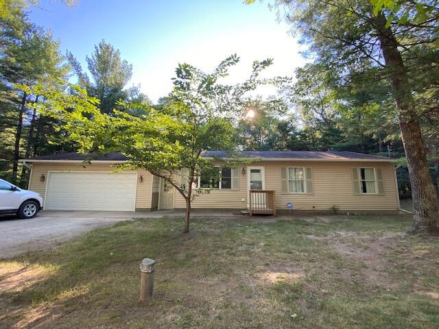 front view picture of 6982 Hazel Way, Twin Lake, MI. 49457