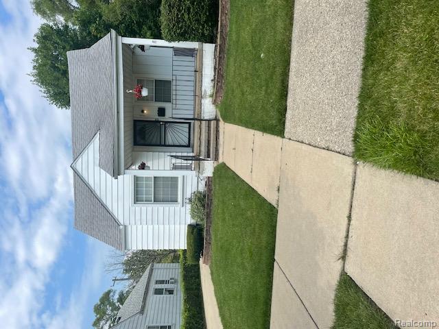 front view picture of 8645 Minock Street, Detroit, MI. 48228