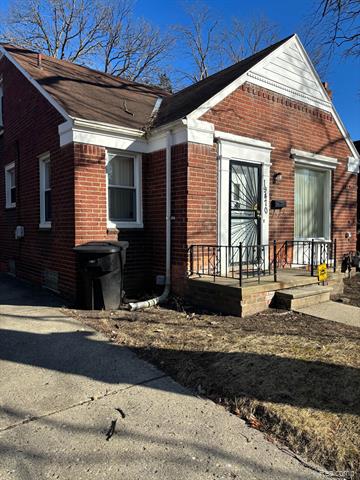front view picture of 19470 Sussex Street, Detroit, MI. 48235