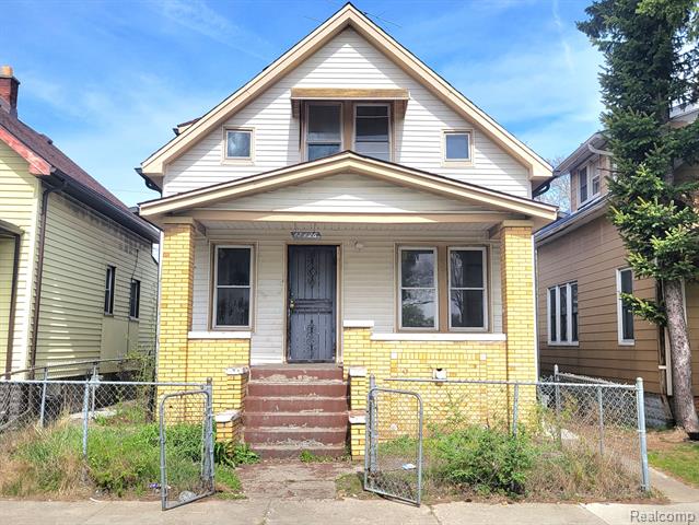 front view picture of 13486 Gallagher Street, Hamtramck, MI. 48212