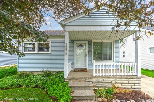 front view picture of 3572 Tyler Ave, Berkley, MI. 48072
