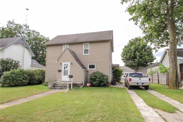 front view picture of 129 Bluff St, Clio, MI. 48420