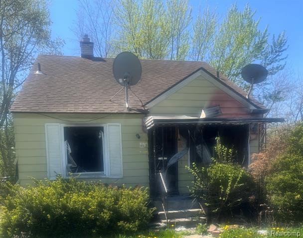 front view picture of 19421 Tireman Street, Detroit, MI. 48228