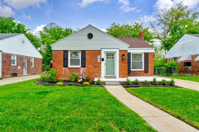 front view picture of 20451 Sorrento Street, Detroit, MI. 48235