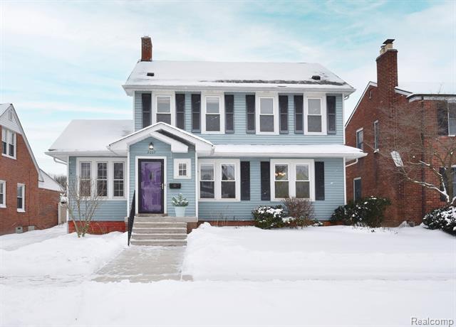 front view picture of 2007 Roseland Ave, Royal Oak, MI. 48073