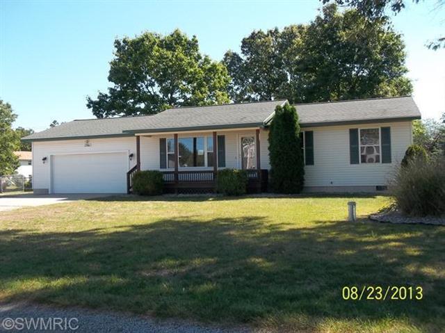 front view picture of 1286 Holiday Street, Muskegon, MI. 49442