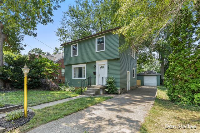 front view picture of 1513 Sylvanse  Avenue, Grand Rapids, MI. 49506