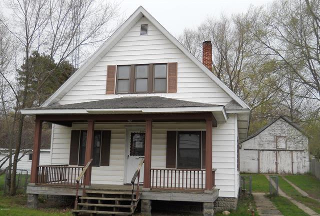 front view picture of 2521 E Michigan, Free Soil, MI. 49411