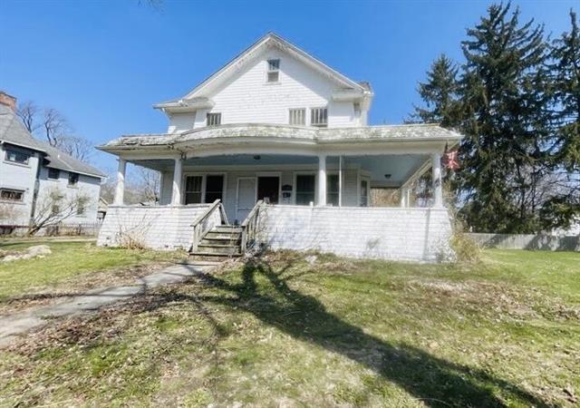 front view picture of 1205 E Michigan Avenue, Albion, MI. 49224