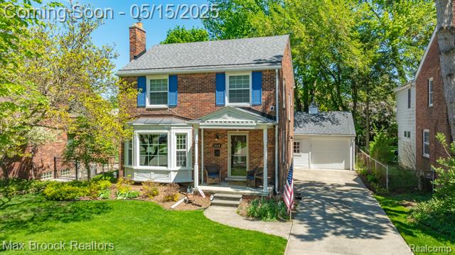 front view picture of 1618 Edgewood Dr, Royal Oak, MI. 48067