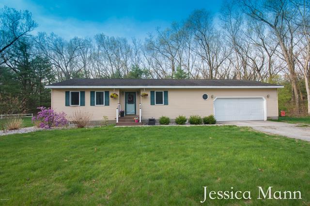 front view picture of 6831 Bailey Lane, Muskegon, MI. 49442