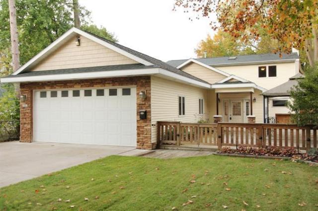 front view picture of 3543 Collegene  Avenue, Grand Rapids, MI. 49525
