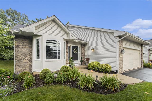front view picture of 76 Round Hill Road, Kalamazoo, MI. 49009