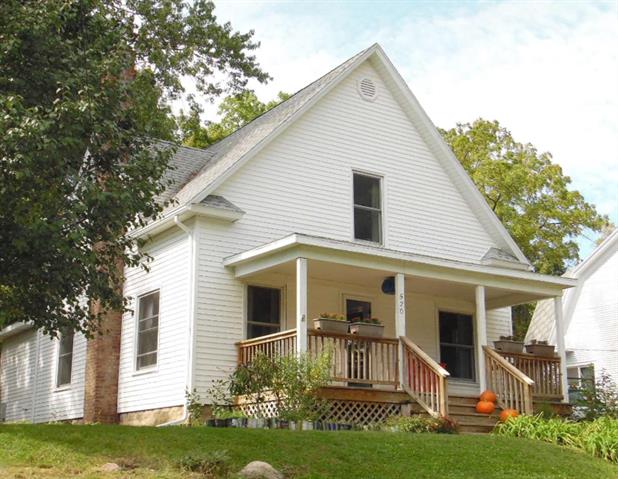 front view picture of 520 N Boltwood, Hastings, MI. 49058
