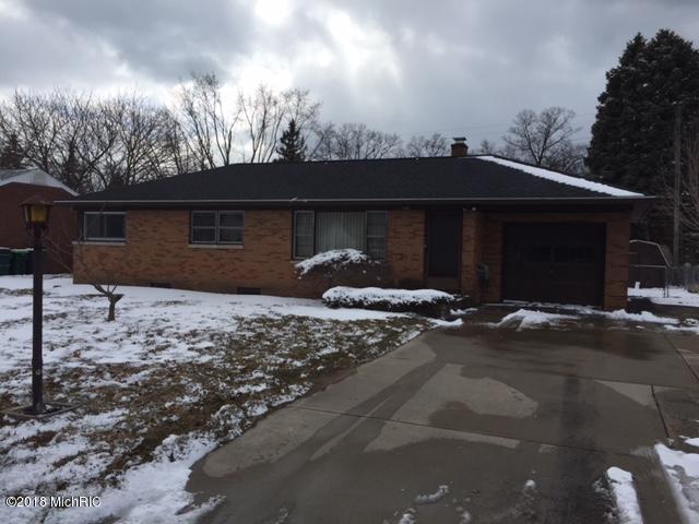 front view picture of 3451 Mccracken Street, Muskegon, MI. 49441