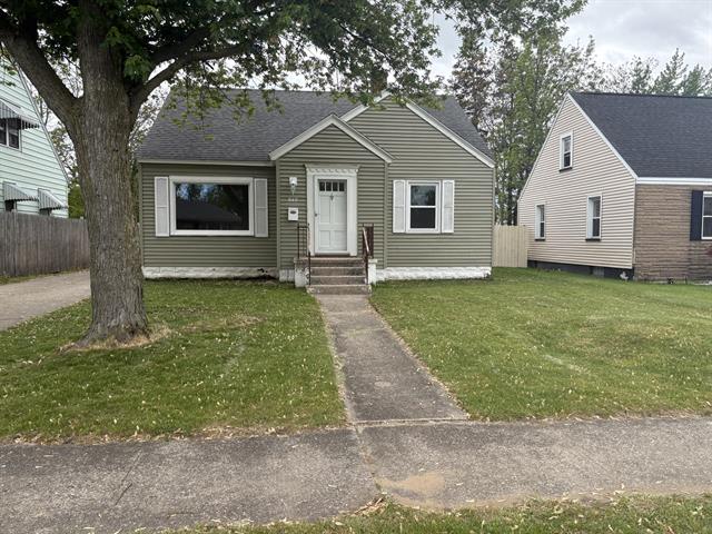 front view picture of 849 Allen Avenue, Muskegon, MI. 49442