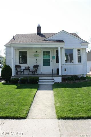 front view picture of 3795 Phillips Ave, Berkley, MI. 48072