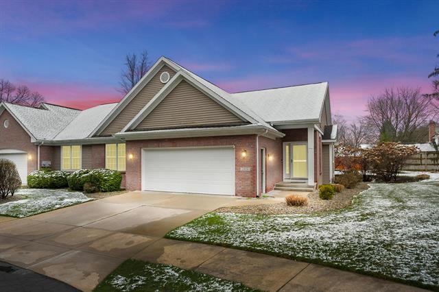 front view picture of 2056 Autumn Crest Lane, Kalamazoo, MI. 49008