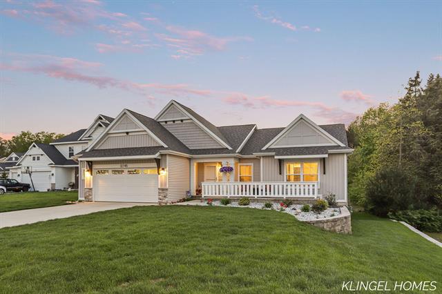 front view picture of 12745 Riverton Road, Grand Haven, MI. 49417