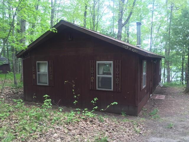 front view picture of 9600 S Oxeye Avenue, Baldwin, MI. 49304