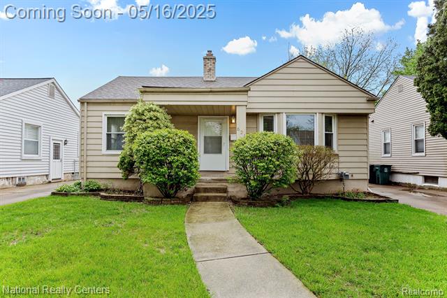 front view picture of 621 N Dorchester Ave, Royal Oak, MI. 48067