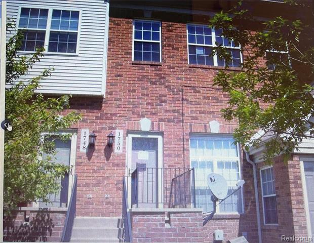front view picture of 1750 Campau Farms Cir # 62/15, Detroit, MI. 48207