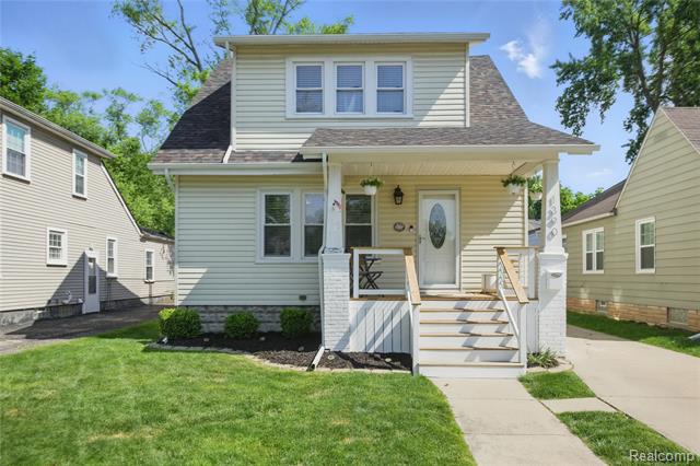 front view picture of 1390 West Blvd, Berkley, MI. 48072