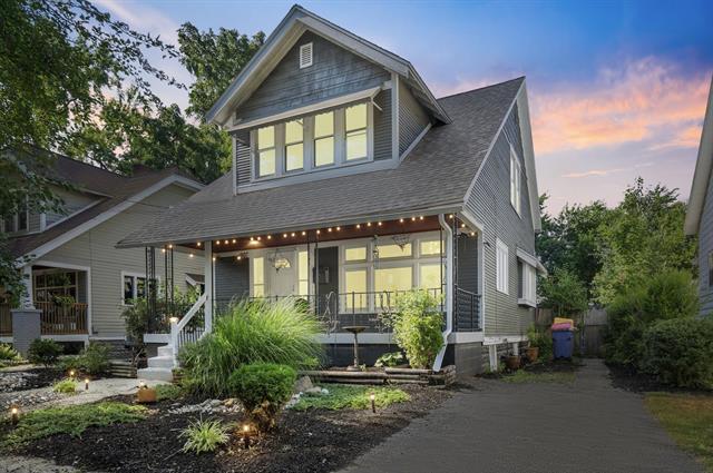 front view picture of 907 Ariannanw  Street, Grand Rapids, MI. 49504