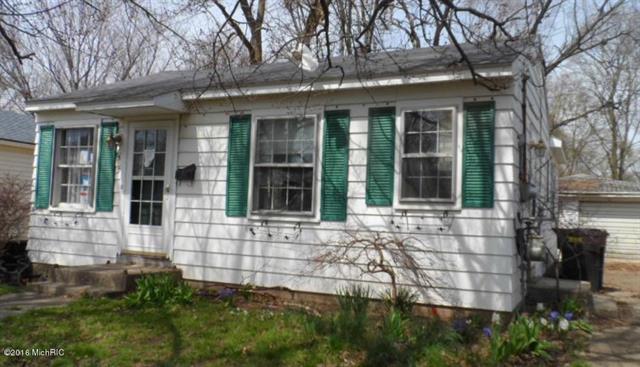 front view picture of 159 Sw Elwell Street, Grand Rapids, MI. 49548