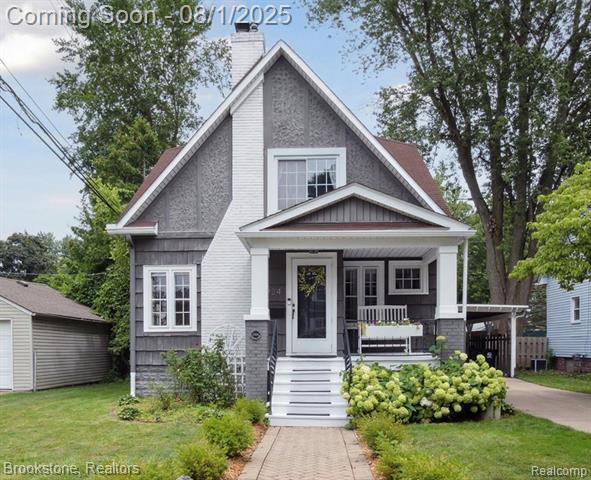 front view picture of 934 Lockwood Rd, Royal Oak, MI. 48067